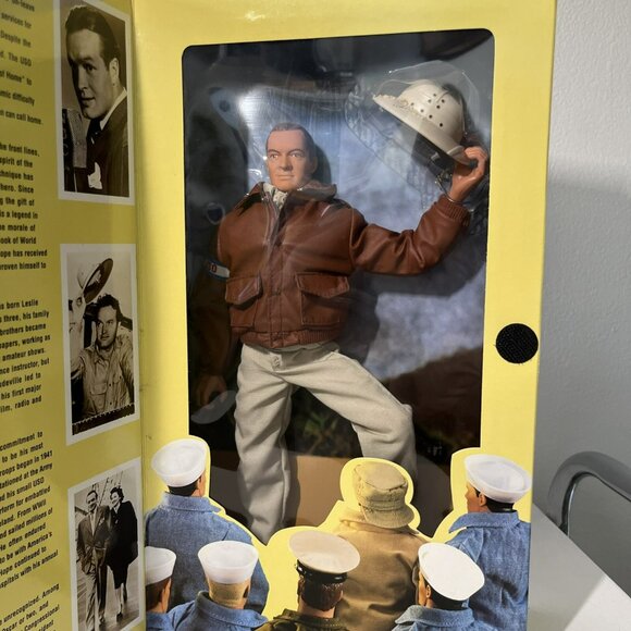 GI Joe Classic Collection Bob Hope Hollywood Canteen Action Figure - NIB - Picture 8 of 8